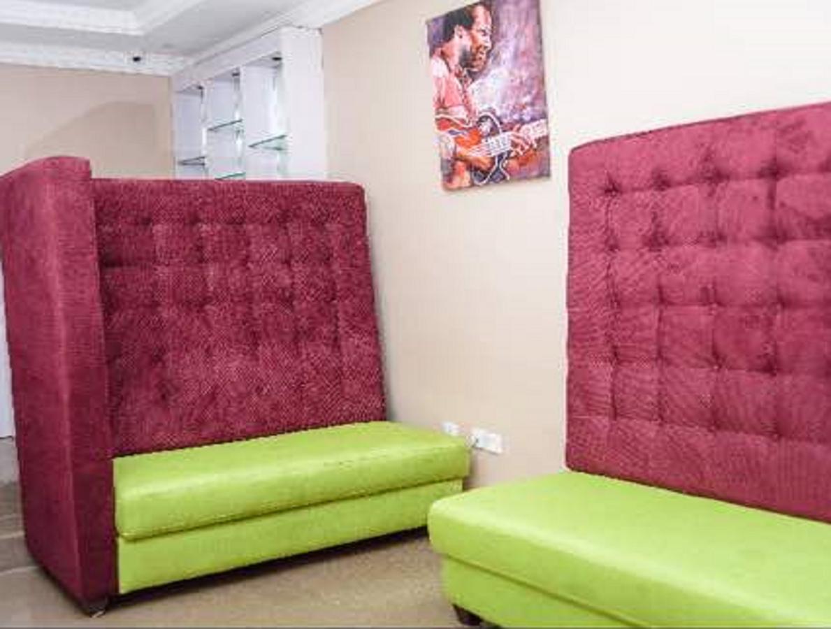 215 West Apartment Abuja Bagian luar foto